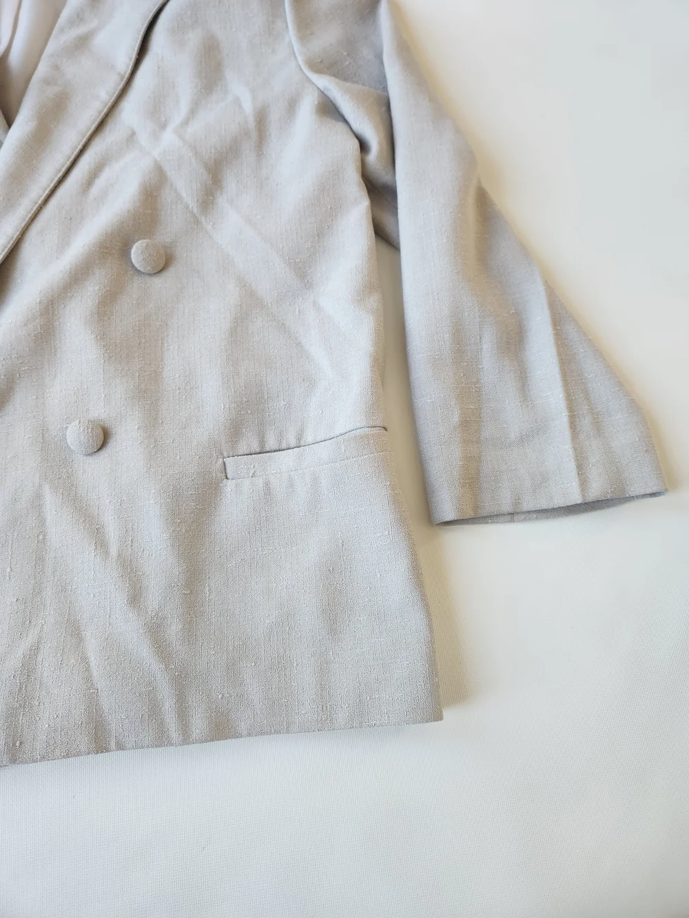 Double-Breasted Light Beige/Gray Blazer Oversized Jacket - Picture 4 of 8